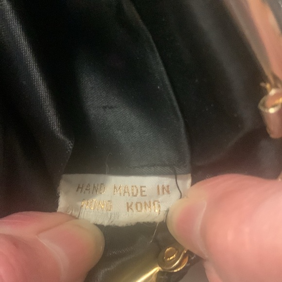 Vintage beaded clutch purse. - Picture 4 of 5